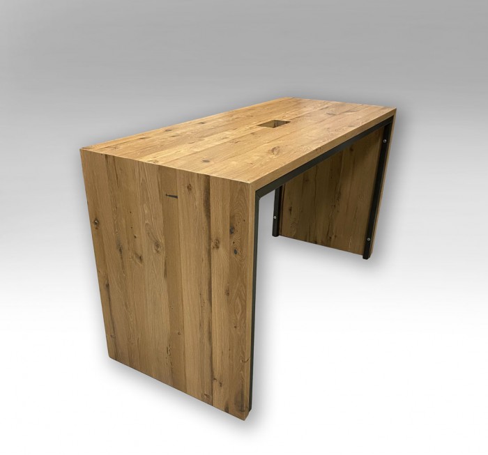 White Oak Waterfall Bar with Data Management - Matte Clear